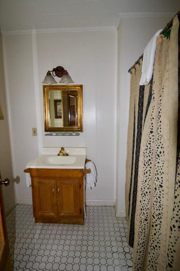 Oakdell Motel WATERFORD CT Esterno foto